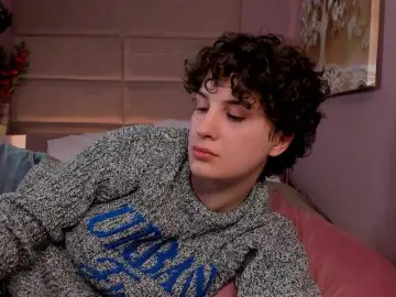 Bongacams Nude Webcam of AdelinePerle