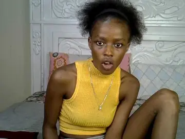 Bongacams Sex Chat of PetiteBunnny