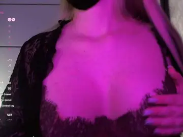 Bongacams Nude Webcam of VacilonLime