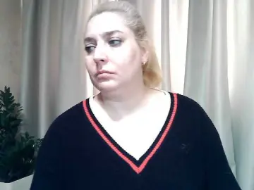 Bongacams Watch Live Sex Cams of KickaIricka