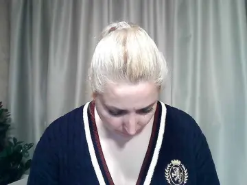 Bongacams Watch Live Sex Cams of KickaIricka