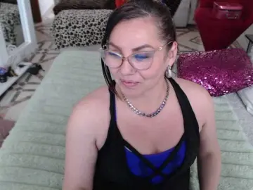 Bongacams Sex Cam of Myrnasexxx