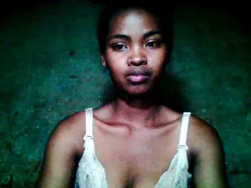 Bongacams Live Sex Cam of Allycha1