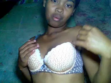 Bongacams Free Live Porn of Allycha1