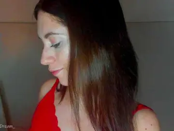 Bongacams Best live sex cam show of Italian1Dream