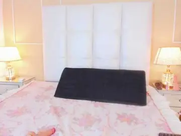 Bongacams Private Sex Chat of Dolly-Squirrt