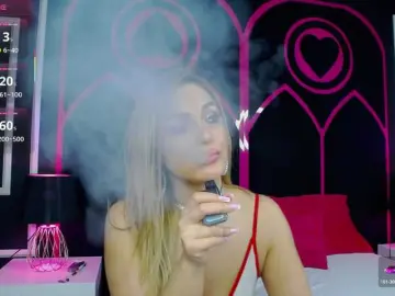 Bongacams Best live sex cam show of AlexxaBlaze