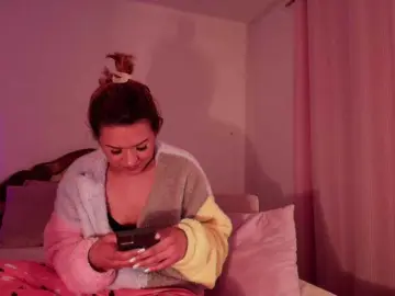 Bongacams Watch Live Sex Cams of Melyzamek27