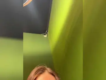 Bongacams Nude Webcam of OrgazMia