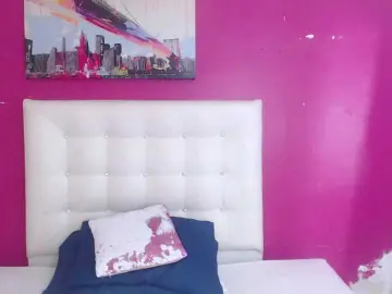 Bongacams Watch Live Sex Cams of tiny-veronica