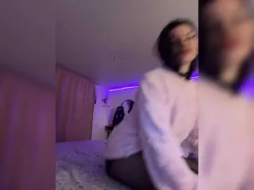 Bongacams Watch Live Sex Cams of -MaybeBaby-