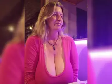 Bongacams Live Sex Cam of JennaDeluxe