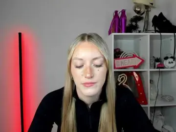 Bongacams Watch Live Sex Cams of EvelynBlond