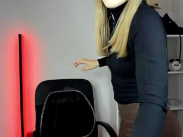 Bongacams Live Sex of EvelynBlond