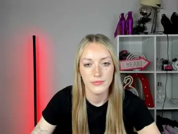 Bongacams Free Live Porn of EvelynBlond