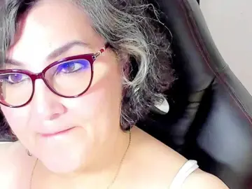 Bongacams Free Live Porn of cataleya-mom