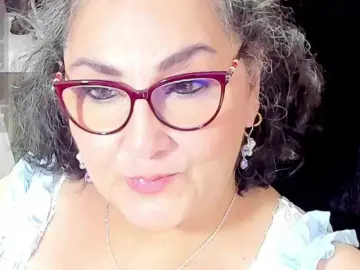 Bongacams Watch Live Sex Cams of cataleya-mom