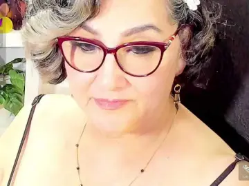 Bongacams Private Sex Chat of cataleya-mom