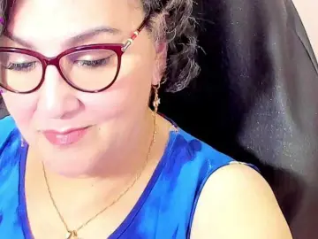 Bongacams Sex Chat of cataleya-mom