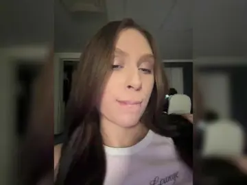 Bongacams Watch Live Sex Cams of PARTYNEXTNEXT