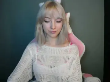 Bongacams Live Porn of LuciaGlow