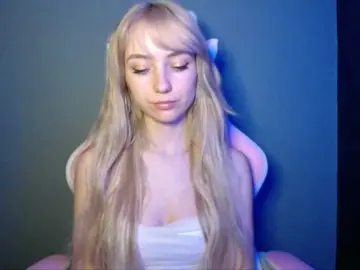 Bongacams Live Porn of LuciaGlow