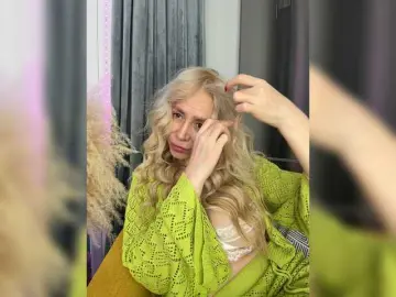 Bongacams Nude Webcam of Lunesa