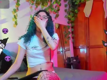 Bongacams Free Porn Cam of Bluedarkelf888