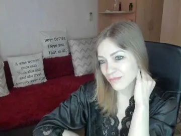 Bongacams Watch Live Sex Cams of CherishSia