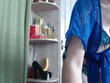 Bongacams Watch Live Sex Cams of -Squirrel