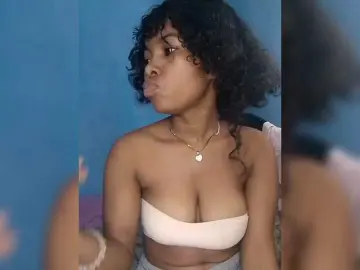 Bongacams Sex Cam of Candis02