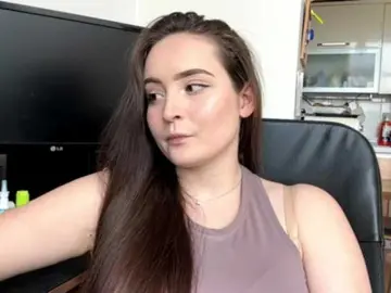 Bongacams Best live sex cam show of EmillyCarte