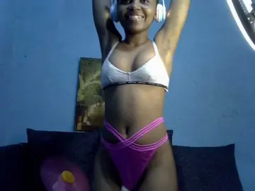 Bongacams Live Porn of GoldenGoddess1