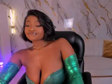 Bongacams Best Webcam of SavannahStorm