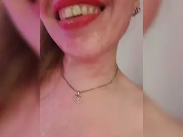 Bongacams Live Sex Cam of elaizza