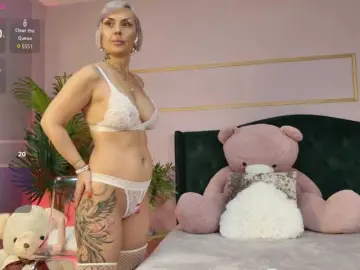 Bongacams Adult Video Chat of KirraWhite