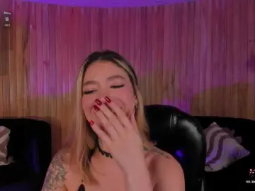 Bongacams Free Live Porn of ViolettHansson