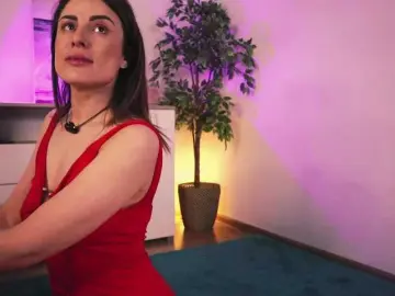 Bongacams Sex Cam of MissLullu