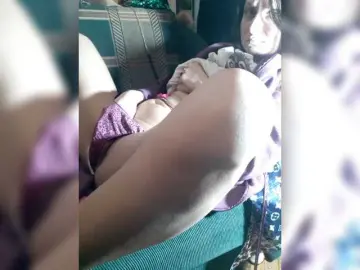 Bongacams Watch Live Sex Cams of EksaCake