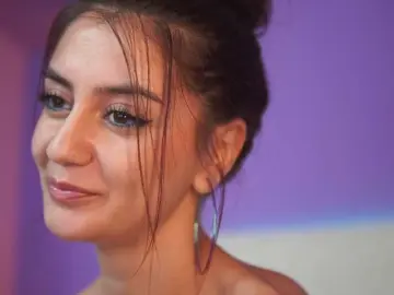 Bongacams Sex Cam of SabrinaHope