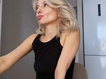 Bongacams Free Porn Cam of -Molly-