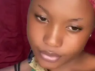 Alexa3909