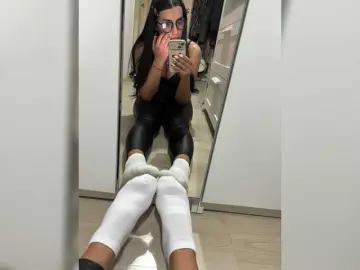 Bongacams Best live sex cam show of Kiss-krisss