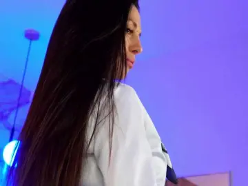 Bongacams Free Porn Cam of EllyLynn