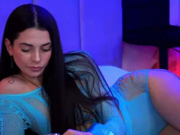 Bongacams Free Live Porn of EllyLynn