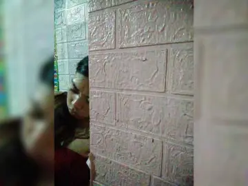 Bongacams Free Porn Cam of XXhornywetprincess99XX