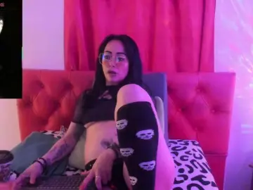 Bongacams Live Porn of staacy37