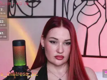 Bongacams Watch Live Sex Cams of FemdomJOI