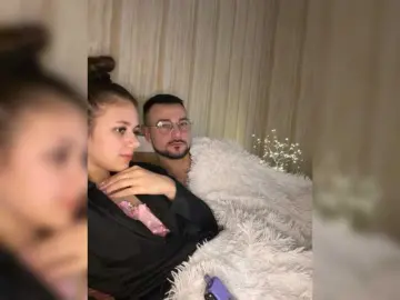 Bongacams Watch Live Sex Cams of DS888