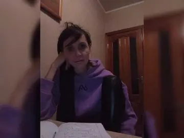 Bongacams Adult Video Chat of Hellenalonenochka